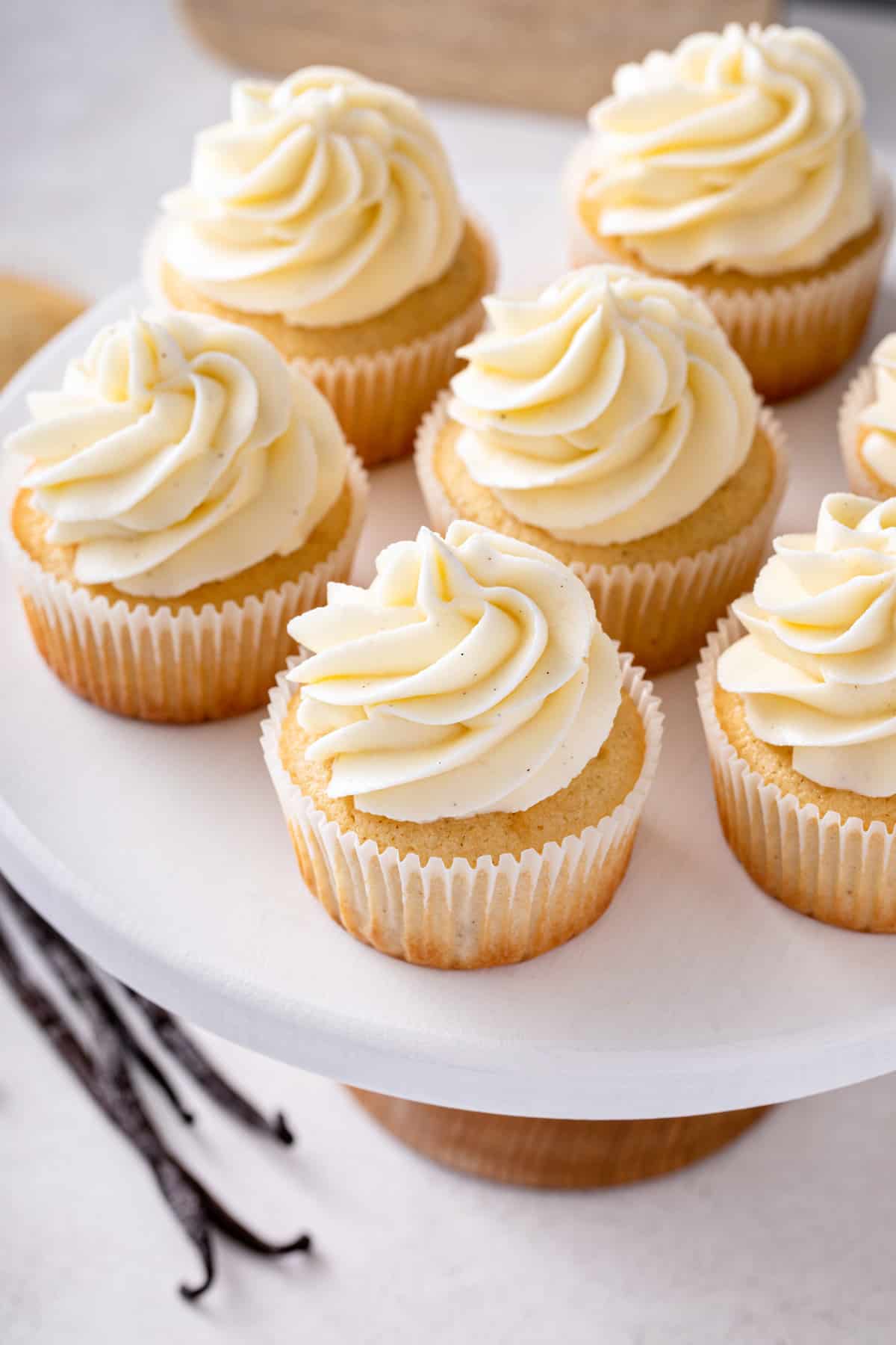 Cup cakes - vanilla frosted